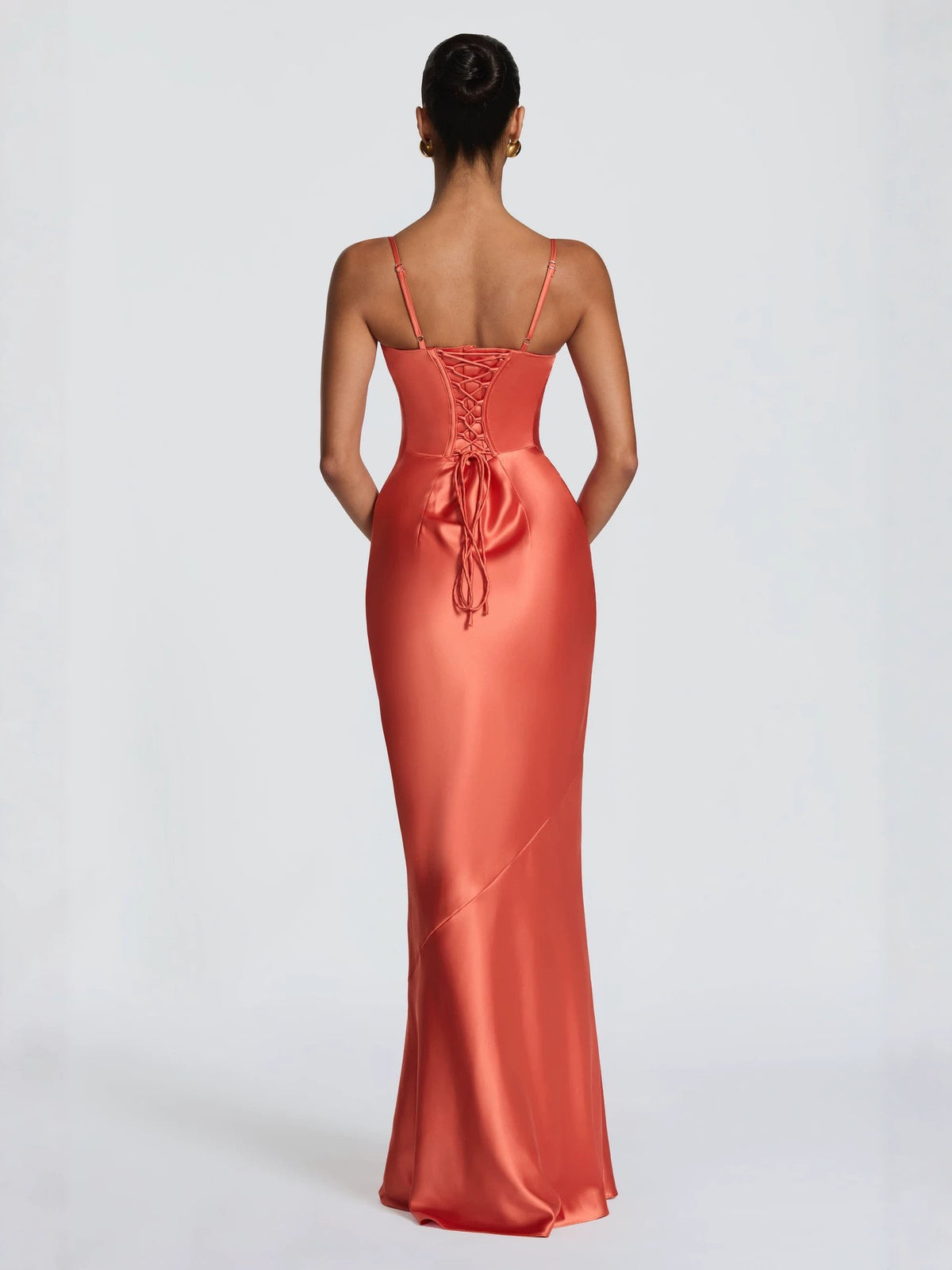 Robe Longue BELLADONA – Robe Satinée à Décolleté Balconnet