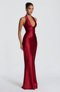 Robe Stella – Robe Longue Satinée à Col Halter et Drapé